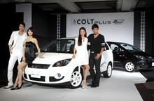 引領流行 玩酷黑白     MITSUBISHI COLT PLUS B+W限量登場