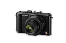 Panasonic推出絕對大光圈 LUMIX LX7亮眼登場