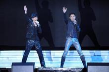 捷報：JJ專輯『因你 而在』勇奪五大唱片2013年度銷售總冠軍