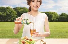 輕食野餐商機熱 Hebe田馥甄續任「爽健美茶」代言人 「爽健美茶」祭出輕食雙重抽