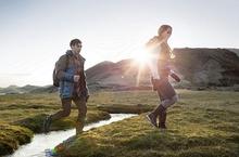 歡度年末瘋戶外 MERRELL抗寒保暖 假期歡慶無冷場 