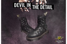 Dr. MARTENS AW16 新品發表暗黑歌德奢華32孔Daria達莉亞馬汀靴暗黑上市