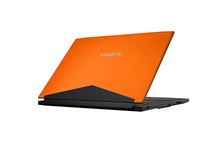 技嘉 2016 Computex 發表全新 14 吋 Aero 14 超長效輕薄筆電  完美結合電競與專業商務 一機多用
