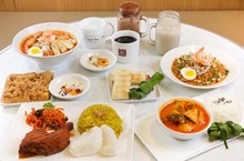 TOAST BOX新加坡土司工坊台灣首家旗艦店進駐信義區  「鮮肉八塊肌」土司猛男快閃為盛大開幕暖身粉領族羞玩壁咚餵食秀肉食男女搶拍貼身畫面掀熱潮