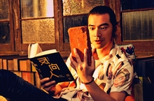 《擺渡人》發特輯 梁朝偉: 所有痛苦的,都會帶你上岸