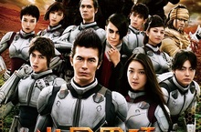 山下智久擺開柔情，飾演孤傲鬥士，登上火星對決異種