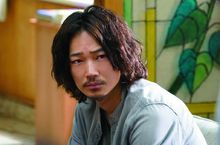 《送行者：禮儀師的樂章》金獎導演全新力作日本人氣偶像二宮和也磅礡呈現穿越時空的廚魂之旅《最後的食譜：麒麟之舌》上映首三日票房大破2.9億日圓《最後的食譜：麒麟之舌》2018年初隆重獻映