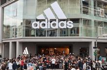 大聯盟球星陳偉殷 快閃台中adidas悠跑太平門市  展現「由我創造」殷仔精神