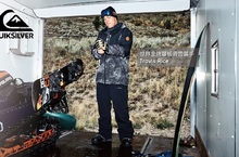 QUIKSILVER x TRAVIS RICE世界金牌單板滑雪選手聯名打造雪衣系列商品 勇闖雪地極限!