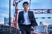 坎城演技偶像任時完入伍前電影代表作《不汗黨：地下秩序》 7月11日高唱從軍樂 影視新作輪番上陣 《不汗黨：地下秩序》熱映中