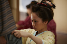 《陪睡大人》前田敦子演「抖S」火爆妻 床上主動出擊   「抓蚤武士」阿部寬演技爐火純青 連聲音都有戲