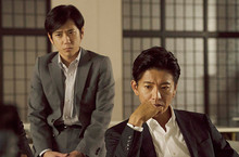 《檢方的罪人》日本票房突破28億！  日本影評盛讚：傑尼斯兩代明星世紀演技大對決  搶在平成結束前！二宮和也許願成功終能與「平成之星」木村拓哉共演！  《檢方的罪人》10月19日在台上映 天人交戰！