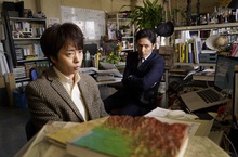 櫻井翔與玉木宏靠看漫畫搏感情《拉普拉斯的魔女》「雪男」體質發威 整慘劇組
