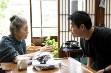 日本名導跛腳也要拍  成就樹木希林暖心遺作《仙人畫家》
