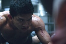 馬克華柏格嗆《拳力逃脫》才是真正代表作  為演殺人特工減重14公斤 勤練肌肉操出完美體態