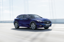 INFINITI Q30 18年式 創世登場