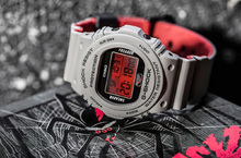 G-SHOCK × Sneaker Freaker × STANCE 三方聯名錶款DW-5700SF 靈感來自澳洲蜘蛛-紅背蜘蛛
