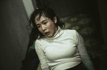 孫可芳為戲犧牲甩巴掌、勒頸樣樣來  與鬼同行孫可芳遭噴嘔吐物直喊：「快被逼瘋了」