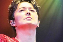 不老男神 二話不說為「酒友」獻聲!  福山雅治重磅加盟《未來的未來》太太們嬌呼「耳朵懷孕」