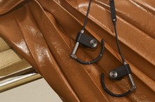 經典設計再進化 B&O 推出 EARSET  雋永經典設計配備頂尖無線音訊科技