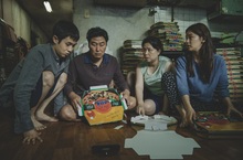 名導奉俊昊聯手影帝宋康昊 睽違十年強勢回歸南韓影壇 懸疑新作《寄生上流》掀起詭譎家庭風暴