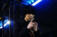 日本懸疑暴力強片《看不見的目擊者》花美小鮮肉高杉真宙力抗殺人魔