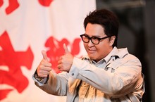 賀歲唯一動作強片《肥龍過江》 甄子丹穿上胖胖衣歡樂拜年 最強「表姑媽」毛舜筠拍攝動作有陰影 直呼確認只要搞笑才接拍
