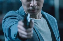 香港臥底電影《無間行者之生死潛行》重現港式經典警匪電影風格