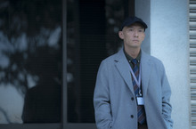 靠眼神征服《目擊者》導演！程偉豪為張震量身打造《緝魂》正義檢察官 親訪地檢署做足功課、連用紙顏色都不放過！張震超敬業 導演大讚「見識國際巨星力」