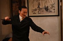 香港電影《殺出個黃昏》 84歲謝賢挑戰動作場面 連續拍攝288小時不喊累