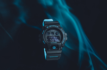 G-SHOCK x BAMFORD 二度聯名 經典6900系列換裝BAMFORD招牌藍