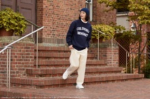 用力潮、放膽玩！ 穿上GU全新「SWEAT大學T／帽T系列」重回千禧年穿搭