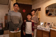溫情香港電影《流水落花》影后鄭秀文素顏當媽 零片酬接演力挺新導演