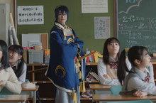 睽違四年！刀劍男士再次出擊 現身現代東京街頭成路人拍照打卡吉祥物