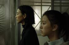 項婕如《查無此心》扮天真菜鳥女警，被驗屍戲嚇呆如「震撼教育」