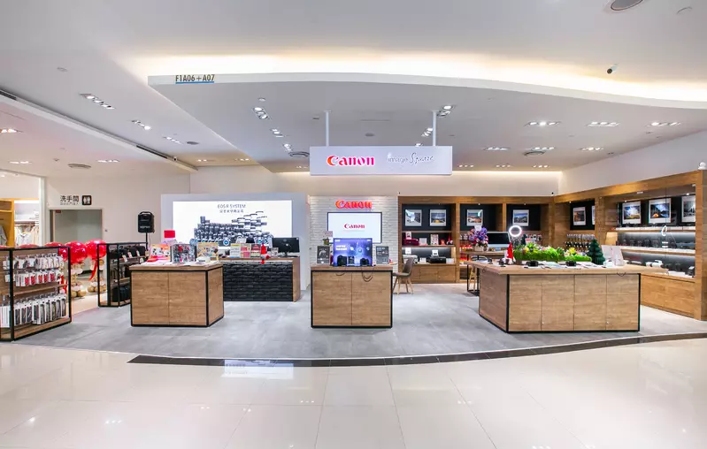 Canon數位相機攜手三創生活，形象概念店入駐高雄夢時代 打造一站式購物體驗 提供攝影玩家優質服務