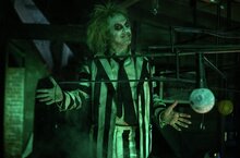 前導預告發布！怪才導演提姆波頓全新作品【陰間大法師 BEETLEJUICE】回來了！