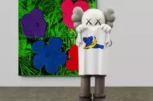 KAWS + Warhol UT系列 前所未有的重磅聯名！UNIQLO攜手當代兩大藝術巨擘KAWS與安迪．沃荷 推出全新聯名UT系列與ARTBOOK  8/23（五）全球同步登場！