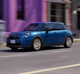 全新世代《MINI COOPER》五門掀背 經典新生 加倍迷你 