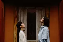 魏如萱x黃中平繼2015奪金曲最佳錄影帶 十年後再攜手〈紙黏土〉MV 魏如萱x黃中平繼2015奪金曲最佳錄影帶 十年後再攜手〈紙黏土〉MV