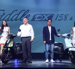 SYM全新Fiddle車系正式登場 全台首發風格旗艦Fiddle DX 158與進化節能Fiddle 125， 一同為都會騎士量身打造理想座駕