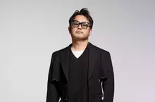 蘇震洋〈比寂寞更寂寞〉MV 瀟灑「自宮」留台德混血蒲禾菲唱獨角戲 成就第一視角MV 蘇震洋〈比寂寞更寂寞〉MV 瀟灑「自宮」留台德混血蒲禾菲唱獨角戲 成就第一視角MV