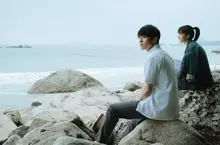 香港愛情電影《久別重逢》9月5日全台上映 人氣團體MIRROR陳卓賢和男神鄭伊健共同詮飾失意音樂人的少年及成年版 香港愛情電影《久別重逢》9月5日全台上映 人氣團體MIRROR陳卓賢和男神鄭伊健共同詮飾失意音樂人的少年及成年版