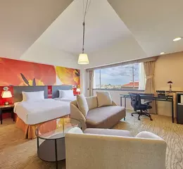 台北凱撒大飯店七夕限時開箱 愛心天鵝映照大正浪漫，甜蜜醞釀都市戀曲