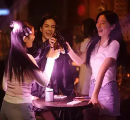 4組話題女團成員齊聚《咒你》  頌樂首度登上大銀幕就拍恐怖片 嗨喊「超幸運」