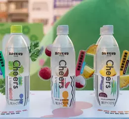 泰山 Cheers 氣泡水首度結合彰化在地農友  推出台灣設計展限定風味 「泰山冰果室」限定8日推展區限定夢幻調飲