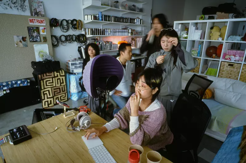 韓國另類K-Pop團體Balming TigerX韓裔美籍製作人、歌手、DJ Yaeji  推出全新雙單曲《wo ai ni/break it even》