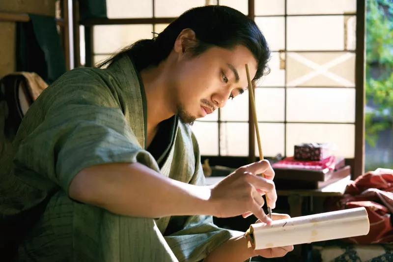 高橋海人【浮世繪女兒】古裝初體驗 在家苦練穿木屐走路