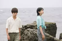 新科日本奧斯卡影后河合優實化身夏日小島旅人 與新銳男星曖昧邂逅