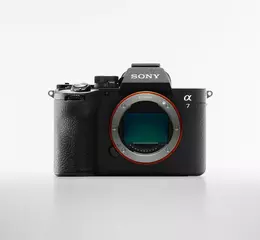 Sony 全片幅可交換鏡頭式數位相機Alpha 7 V 全能進化 創新AI技術加持  高效提升動靜影像拍攝